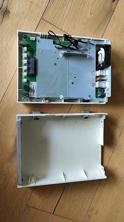 Qnap Server: NAS QNAP TS-112 – Usato da Lugano venduto da claudio.luga 4