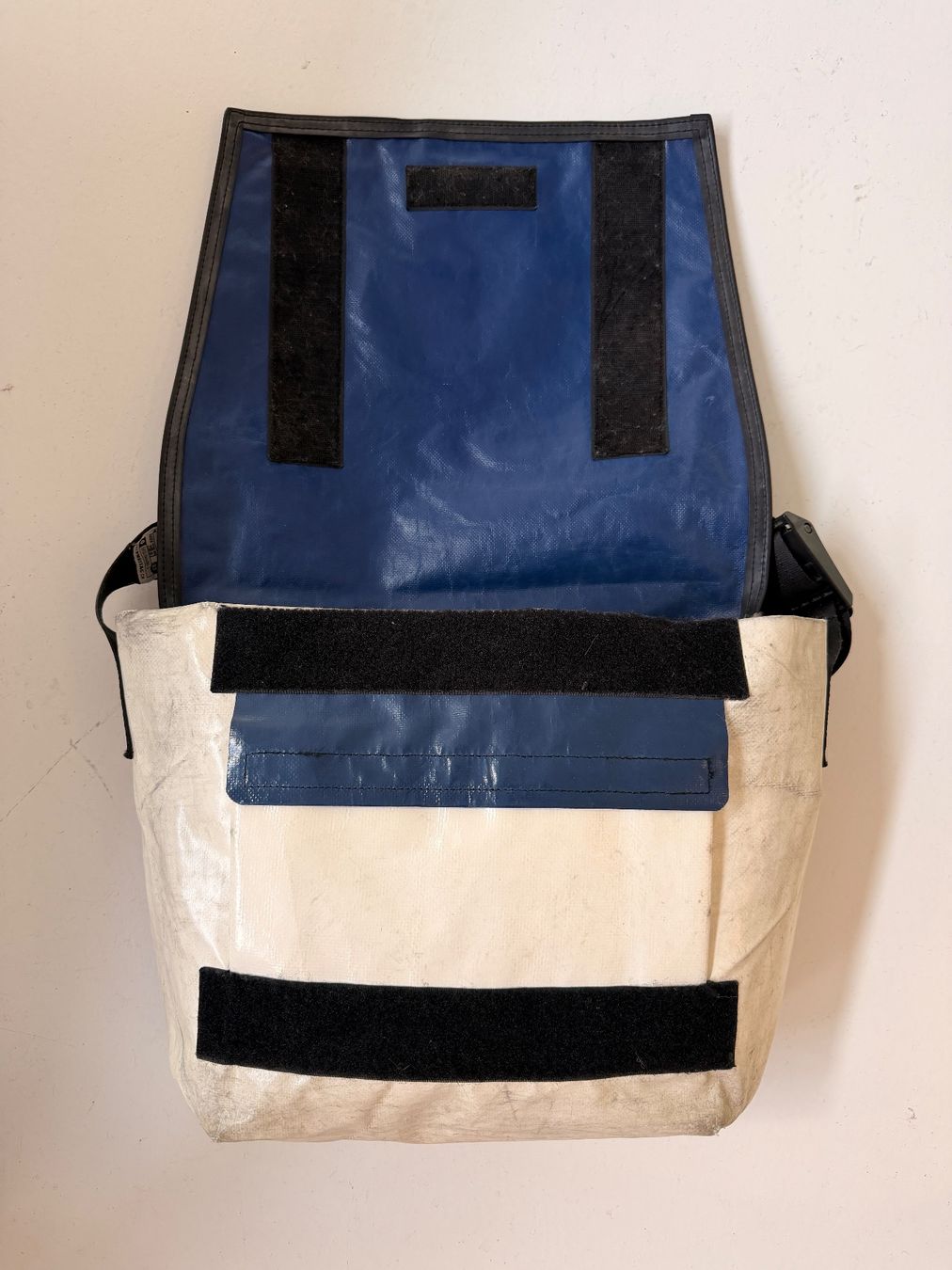 Freitag Borse: Freitag Tasche Schultasche Freizeittasche – Usato da Bern venduto da die_6p8g 4