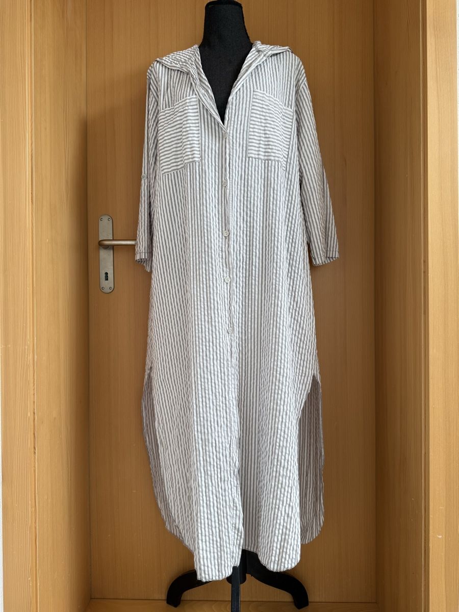 Vestiti: Blusenmantel, Maxikleid mit Kapuze  – Nuovo (secondo la descrizione) da Sigriswil venduto da ck56 2