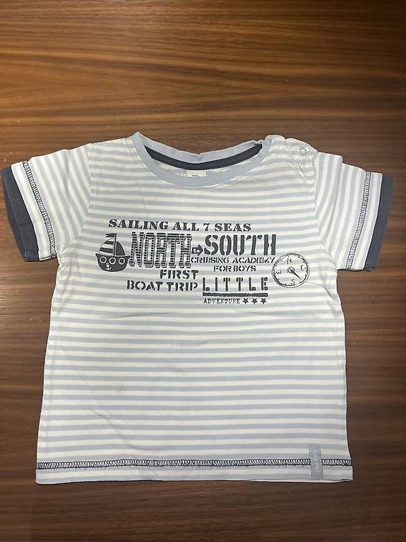 Chemises, T-shirts & Polos: Maglietta maniche corte e pantaloncini  – D'occasion à Viganello par gag_b22t 2