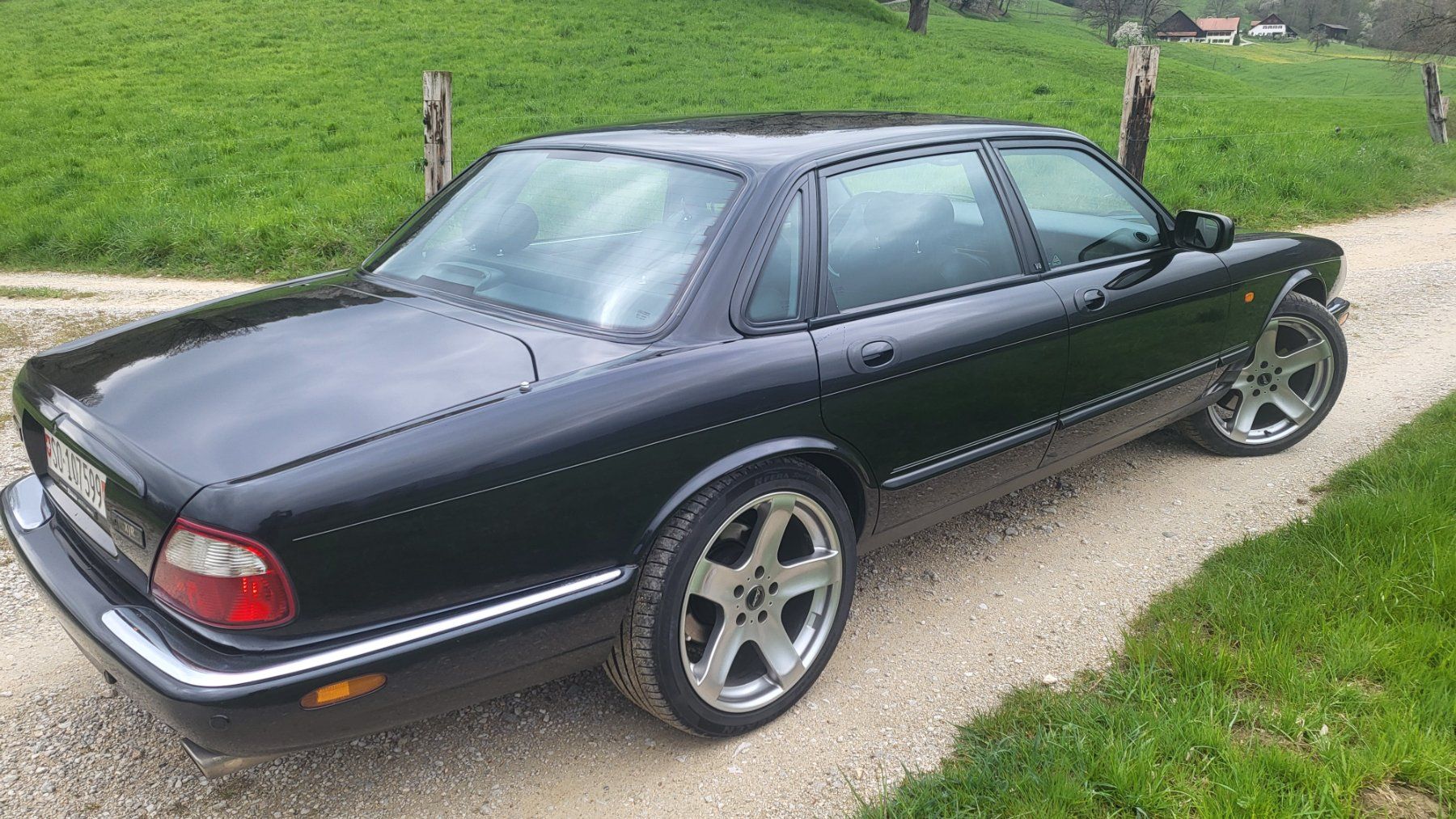 Jaguar Automobili: Jaguar XJR 4.0 V8 S/C ab MFK – Usato da Laupersdorf venduto da jonesfluck 1