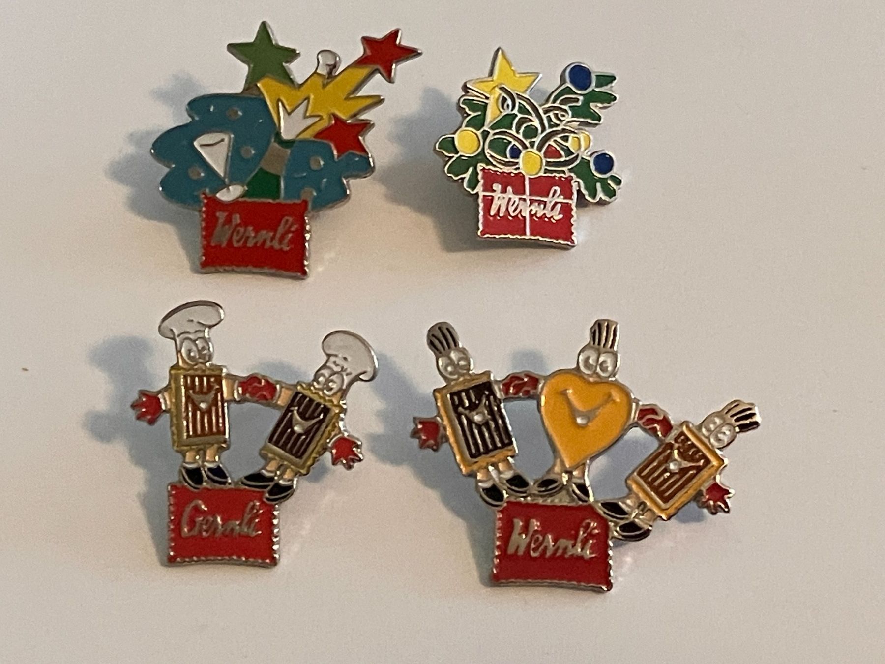 Placchette & Badge: 4 Pin Wernli Biskuit – Usato da Basel venduto da djwwpp