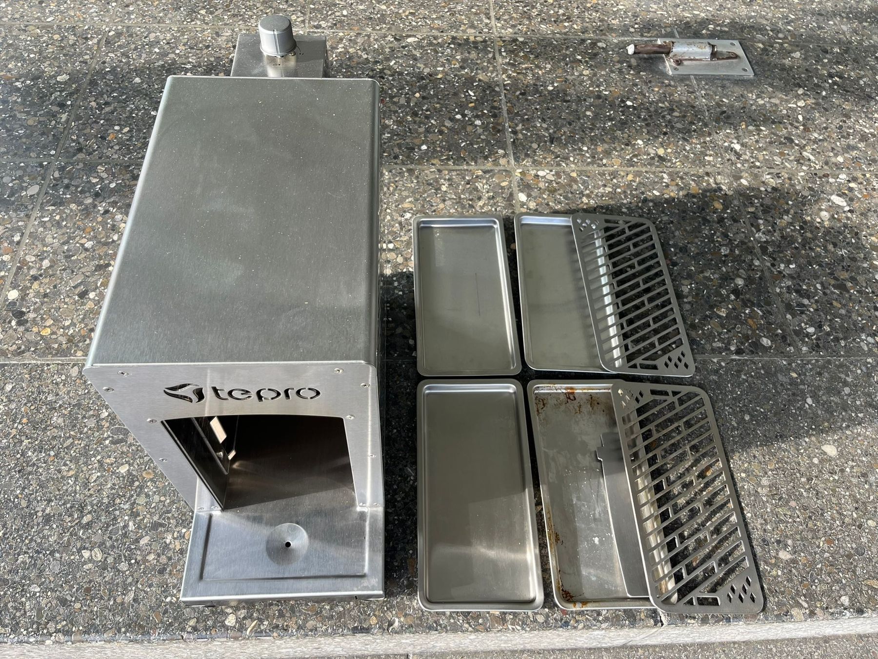 Grills: Extrem schneller Grill mit 3 kW – Gebraucht aus Zürich von Zuripilz_GmbH
