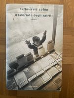 Diversi libri dell’autore spagnolo Carlos Ruiz Zafón:
