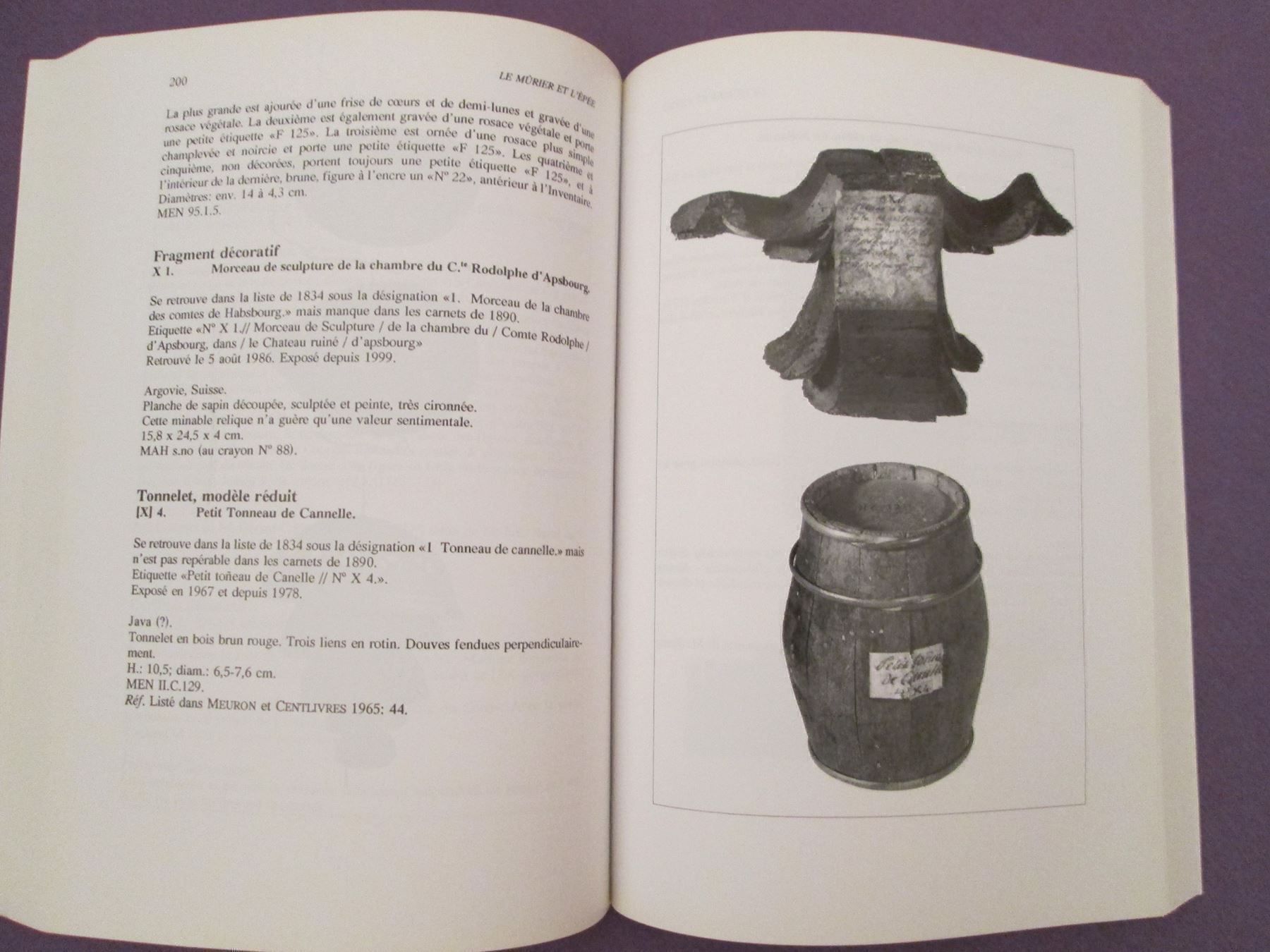 Libri: Le mûrier et l'épée – Usato da Neuchâtel venduto da Dualseele 2