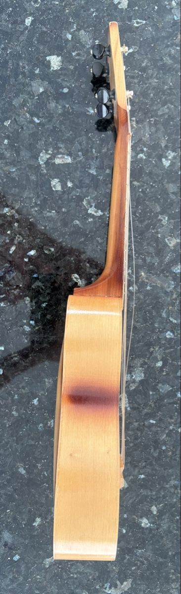 Strumenti musicali: Ukulele – Usato da Steffisburg venduto da LollipopRM69 3