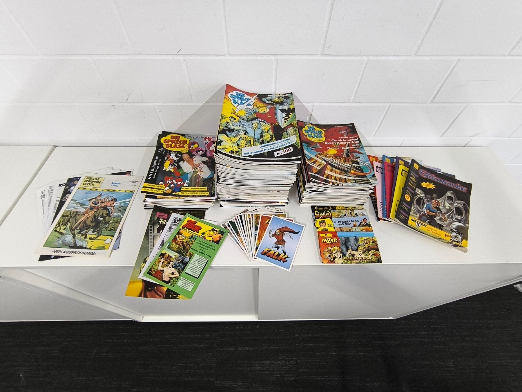 Riviste & Magazine: Comic-Sammlung: Die Sprechblase & Extras (100+ Hefte) – Usato da Rüti ZH venduto da Restwert_Rueti_ZH