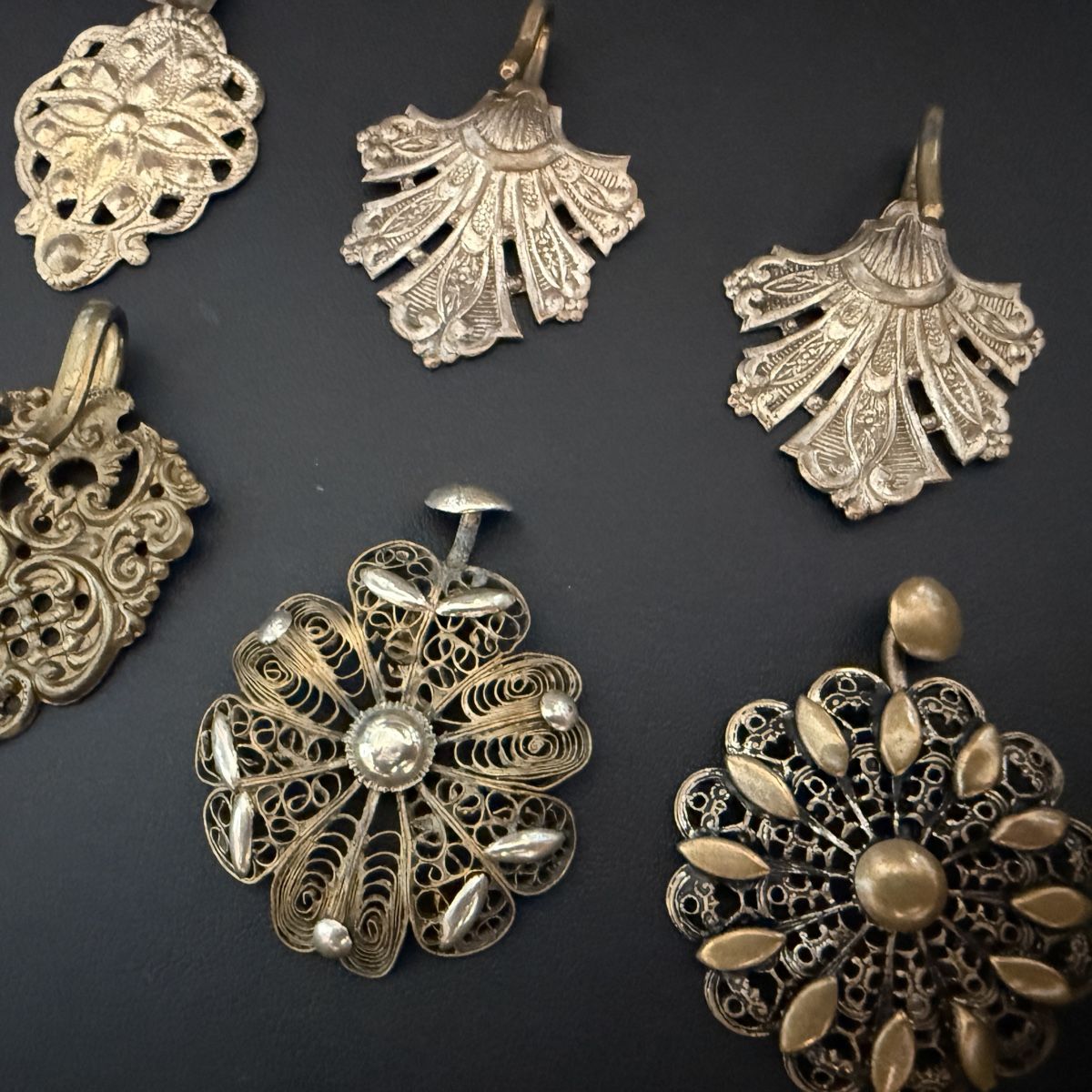 Altri gioielli: Antike Teils versilberte Trachtenschmuck  – Usato da Luzern venduto da downtonabbey 4