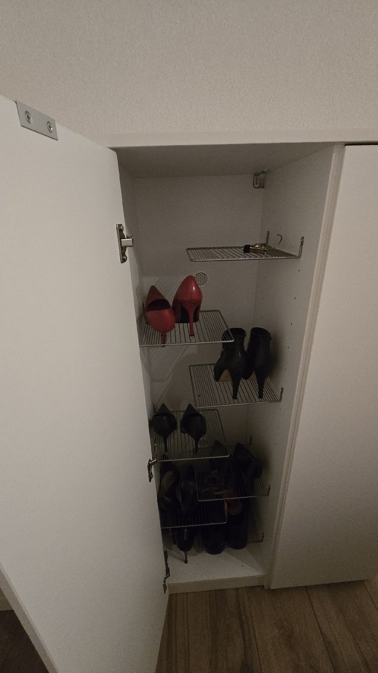 Armoires: Schuhschrank – D'occasion à zeiningen par marianne0812 3