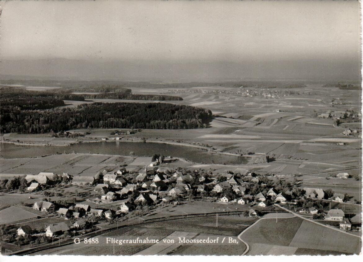 Cartoline postali: Fliegeraufnahme von Moosseedorf – Usato da Wolhusen venduto da Curver9