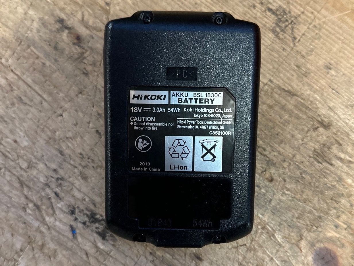 Hitachi Akkus & Batterien: Hikoki Akku 18 Volt 3 Ah BSL 1830C – Gebraucht aus Uetendorf von Revotool 2