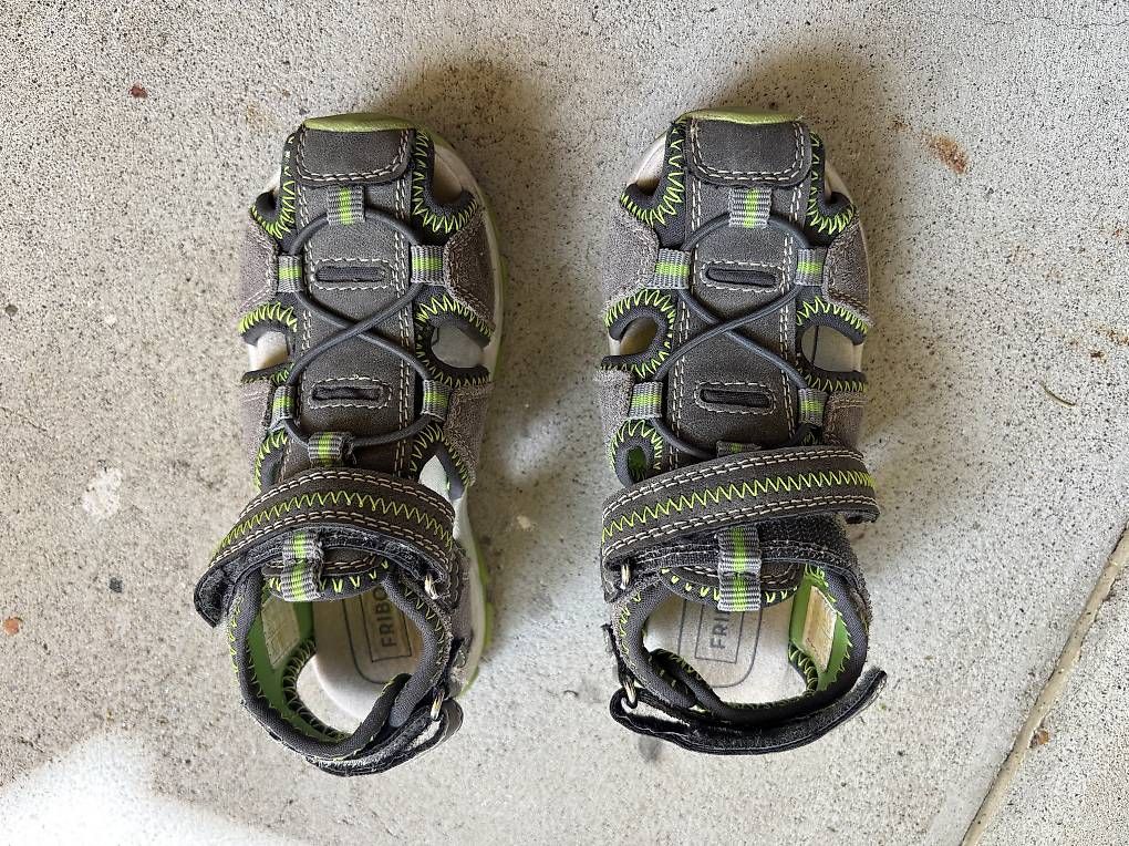 Scarpe per ragazzi: Kindersandalen Gr. 28 – Usato da Zürich venduto da gone12