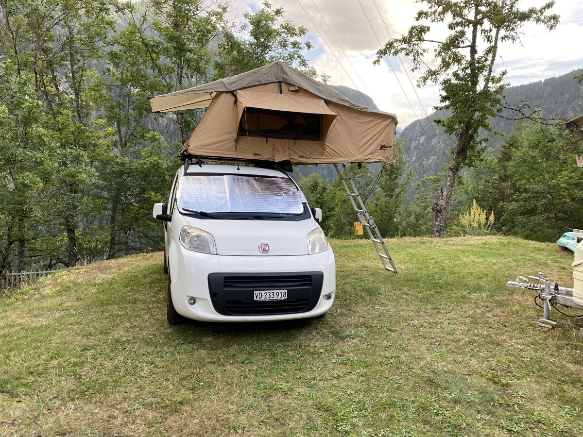 Camper Tende : Tente de toit Horntools – Usato da Donneloye venduto da AKANA01
