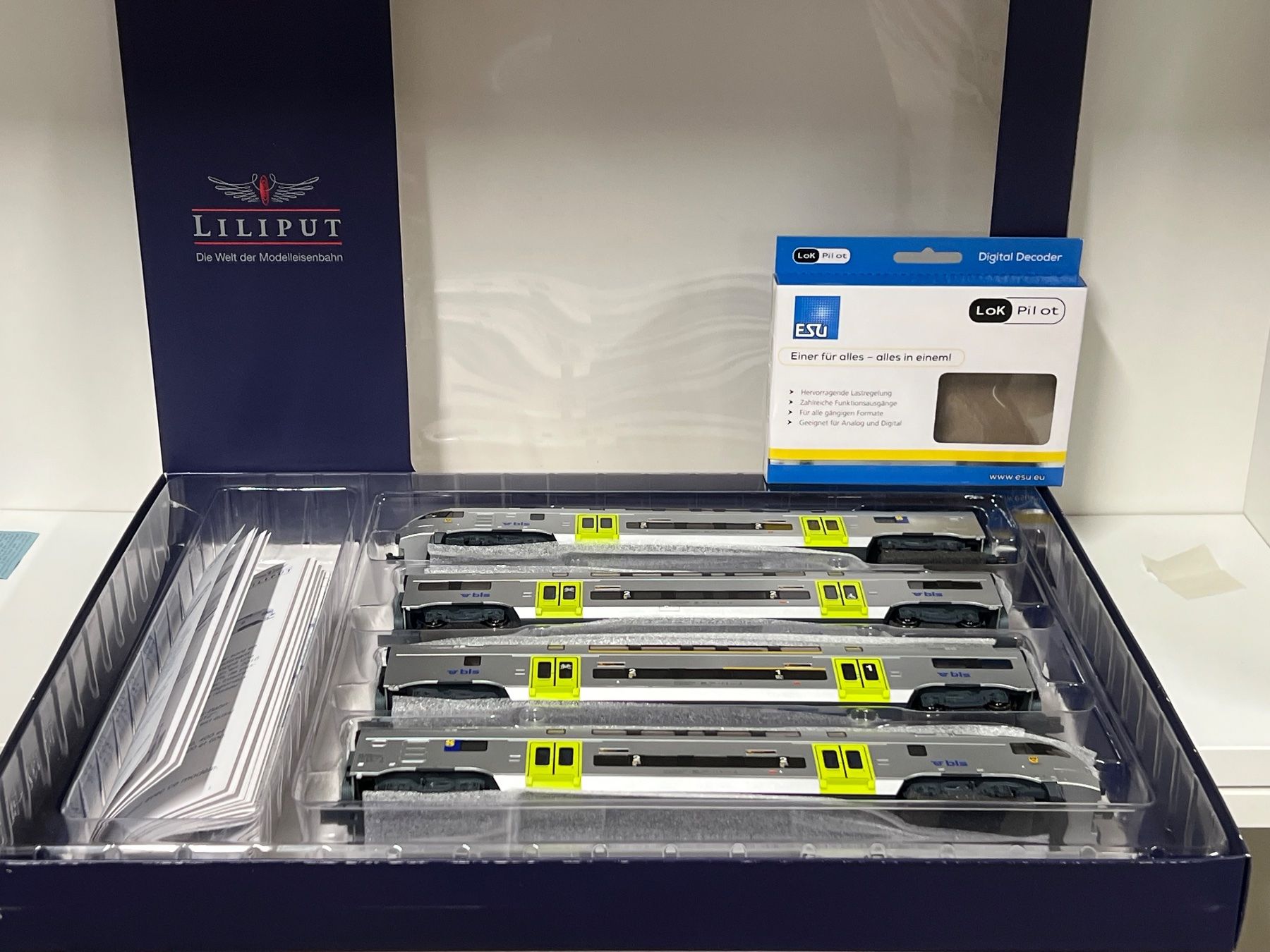 Liliput Modellini di ferrovie: Liliput L133924 H0 BLS MUTZ DC DIGITAL  ESU – Nuovo e nell'imballaggio originale da Geroldswil venduto da TopTrain54 2
