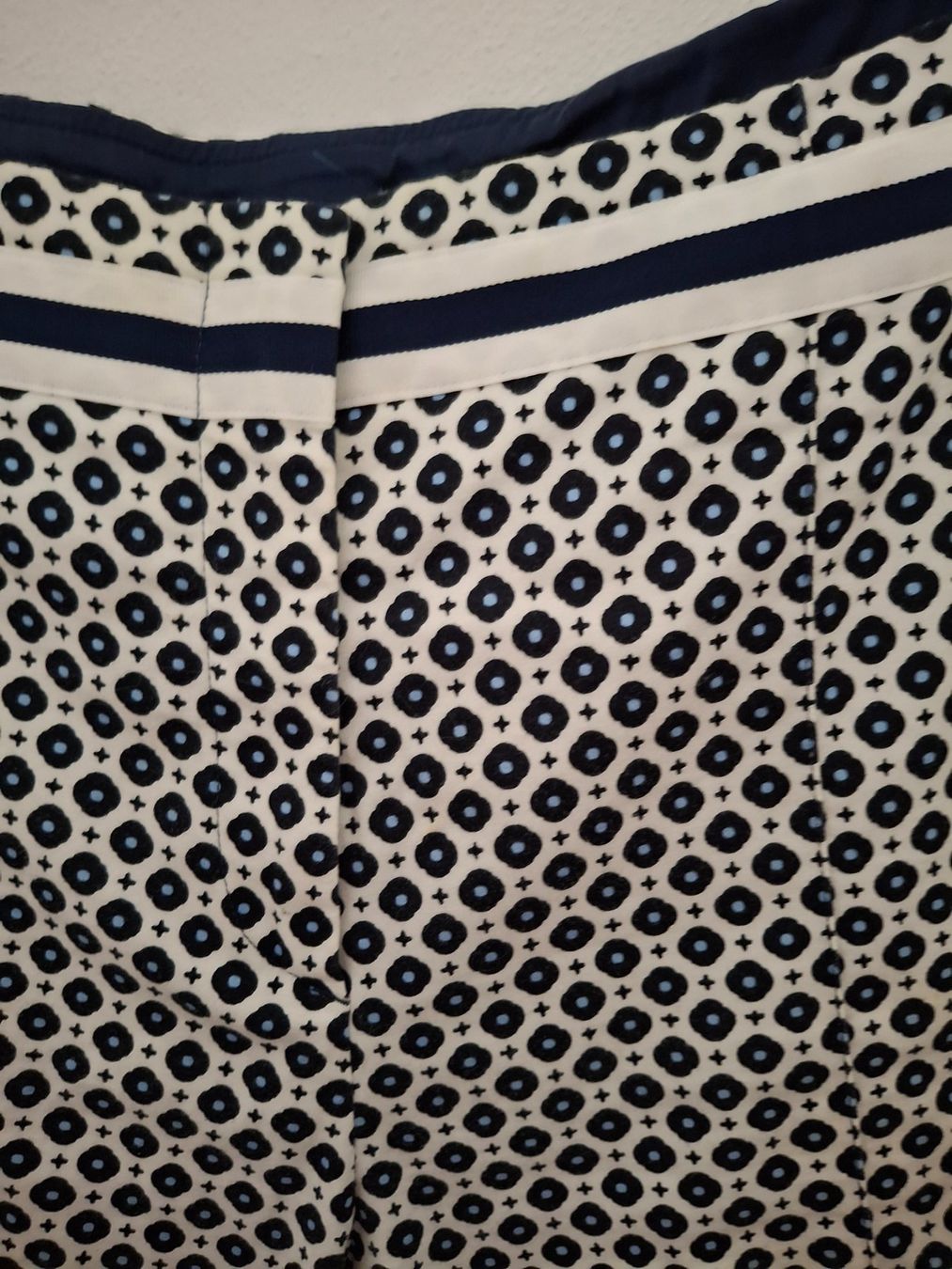 Pantaloni: Luisa cerano Sommerhose – Usato da Oberhofen am Thunersee venduto da katka99 1