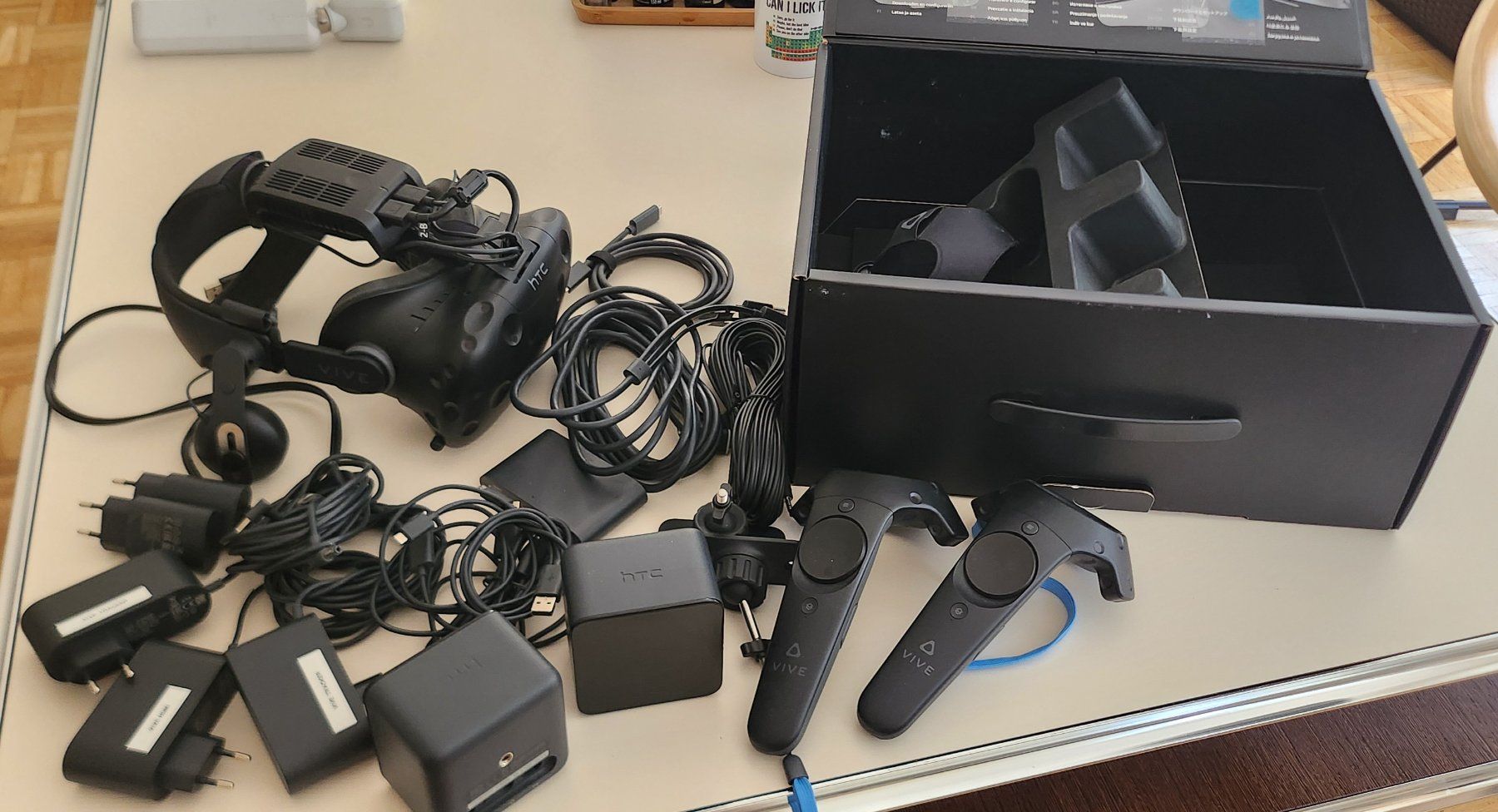 HTC VR Brille: HTC VIVE VR + PRO + TPCast WIRELESS HDMI - like new/enhanced – Gebraucht aus Zollikerberg von sandokanhaus