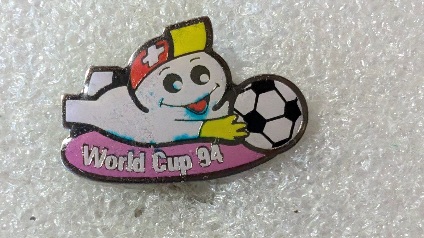 Placchette & Badge: Ansteckpin 226: Maga Bio – Usato da Oppligen venduto da Pin-Fall-Shop