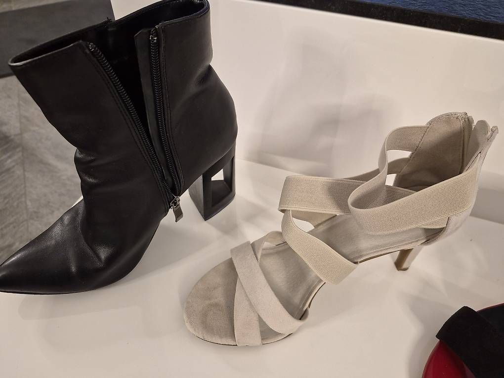 Chaussures femmes: Vendo scarpe – D'occasion à Frasco par bru_5wt7 1