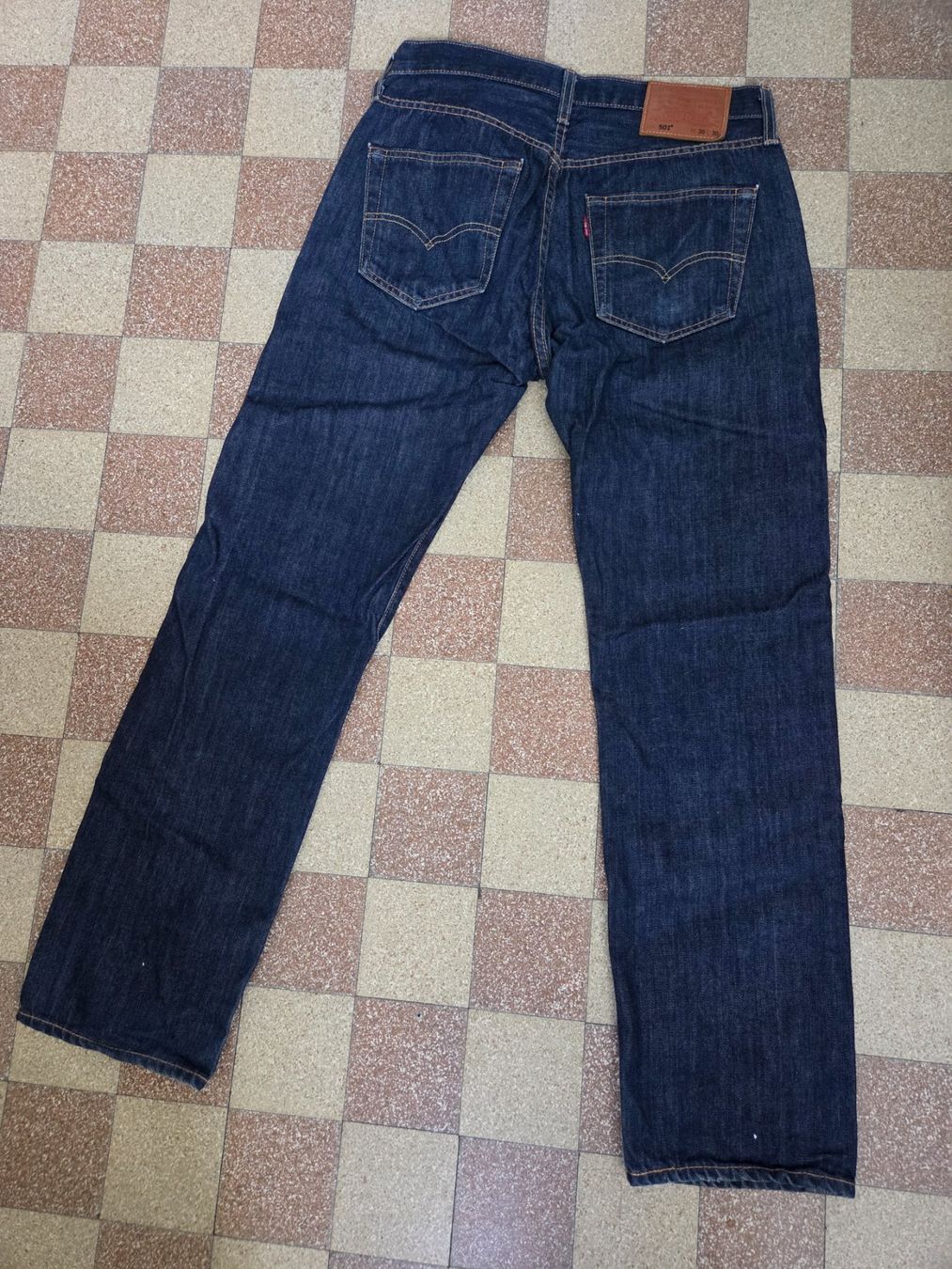Levi's Jeans: Levi's 501 30/30 – Usato da Fribourg venduto da lizzy55 1