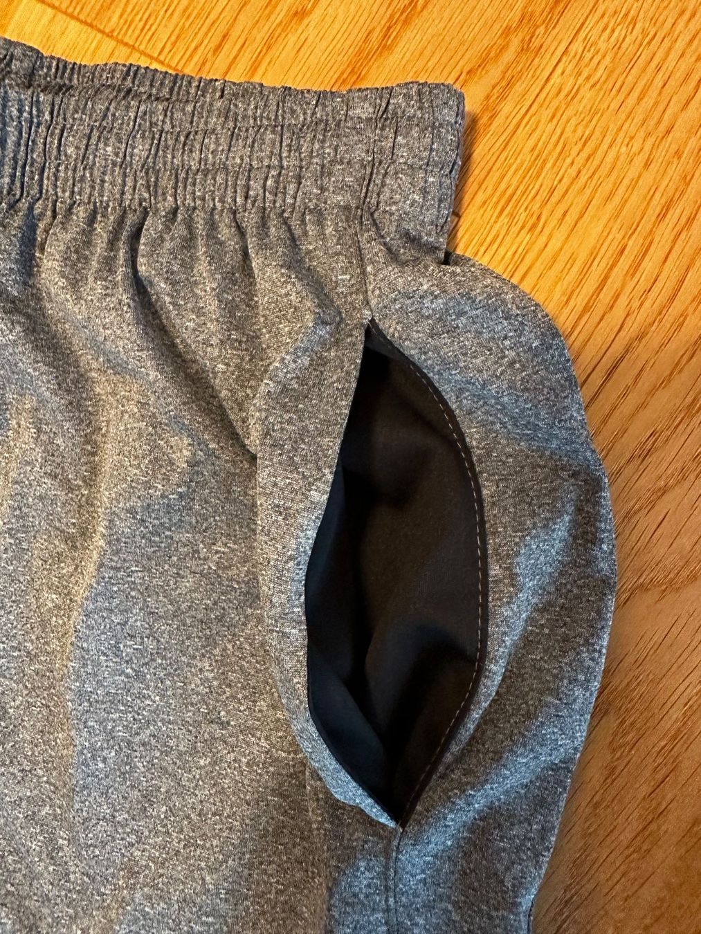 Pantaloni: Sporthose Gr. 158/164 – Usato da Sissach venduto da tapasu 2