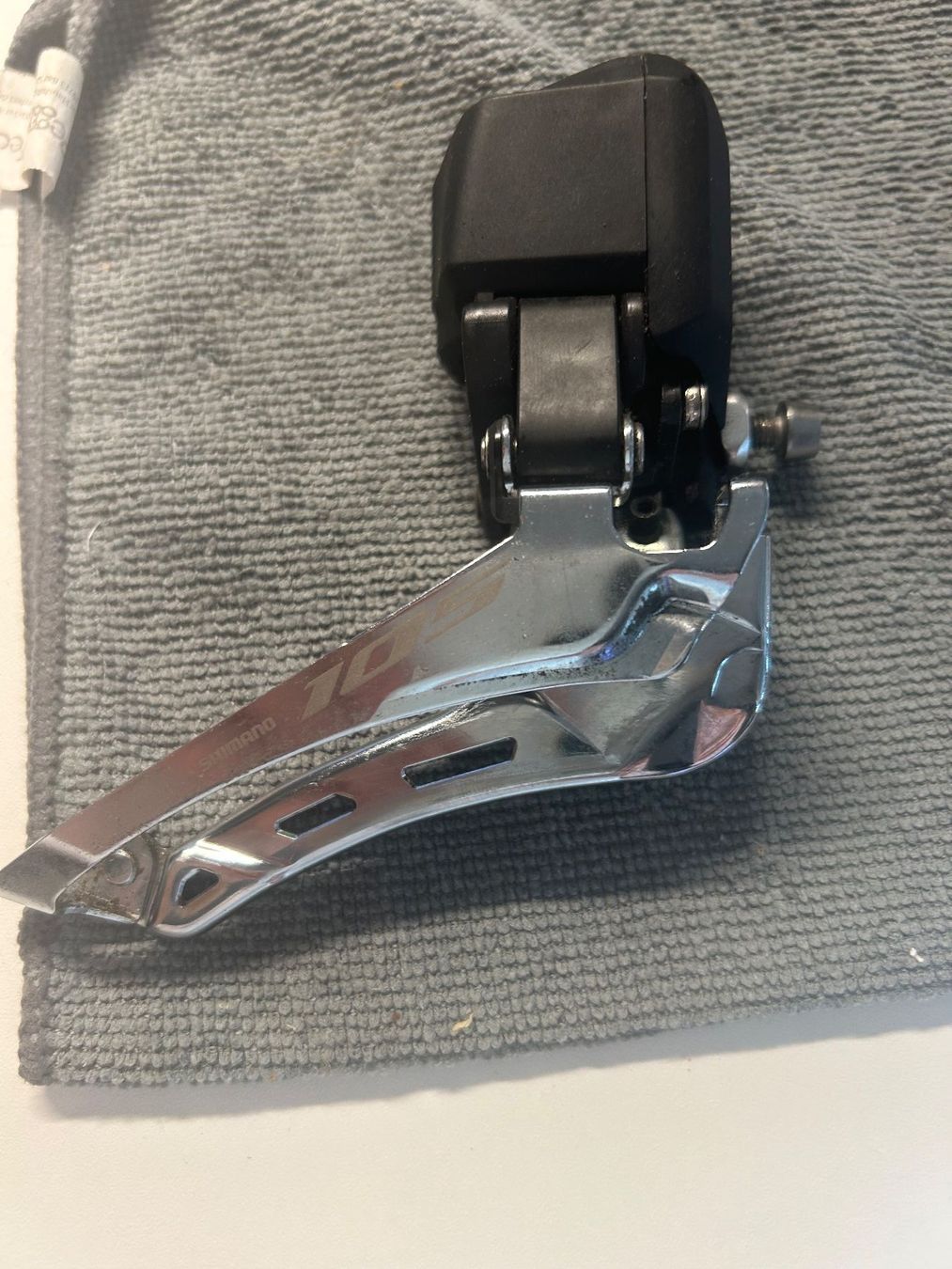 Shimano Pezzi di ricambio: Umwerfer Shimano DI2 105 FD-R7150 – Usato da Aesch LU venduto da toproc07