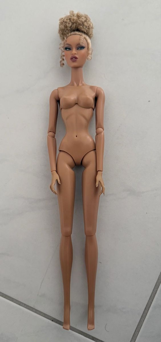 Puppen: Adele Makeda Sovereign Integrity Toys Obsession Convention – Neu (gemäss Beschreibung) aus Bürglen TG von SonneMondSterne99 2