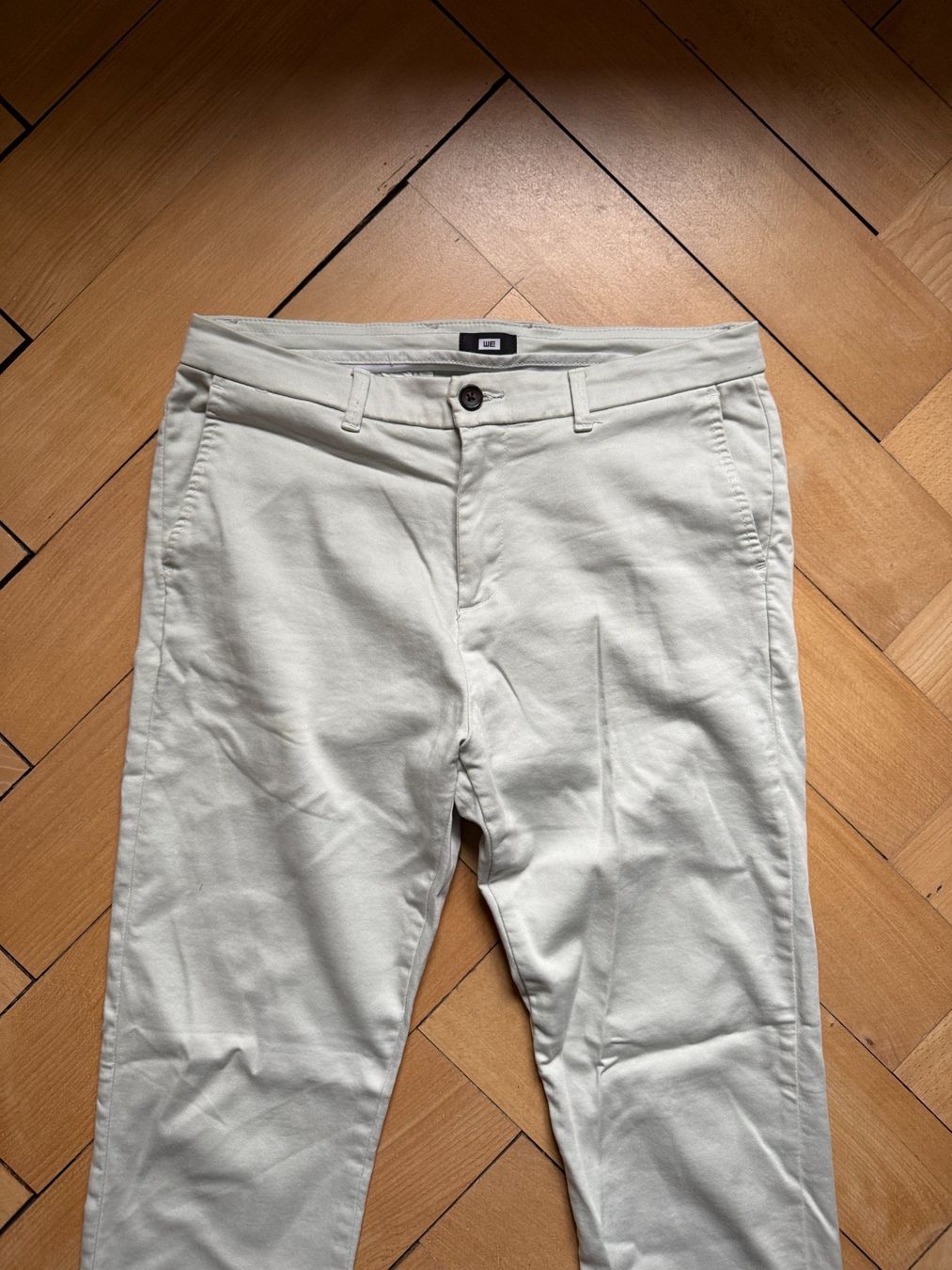We Hosen: WE - Chino Hose hellgrau W30 L34 – Gebraucht aus Zürich von Diazaio 1