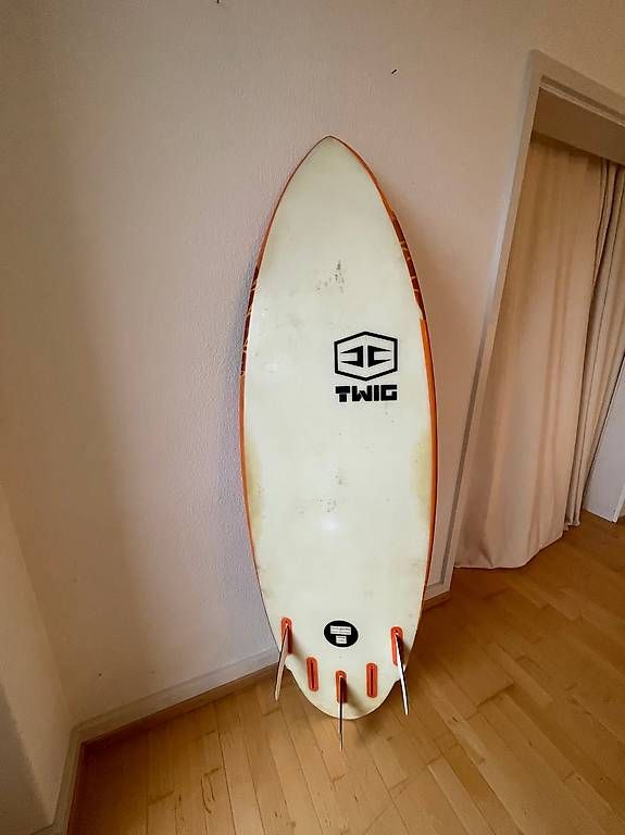 Tavole da surf e di nuoto: Surfboard Twig, ca 31 Liter  – Usato da Zürich venduto da Loveniniq 1