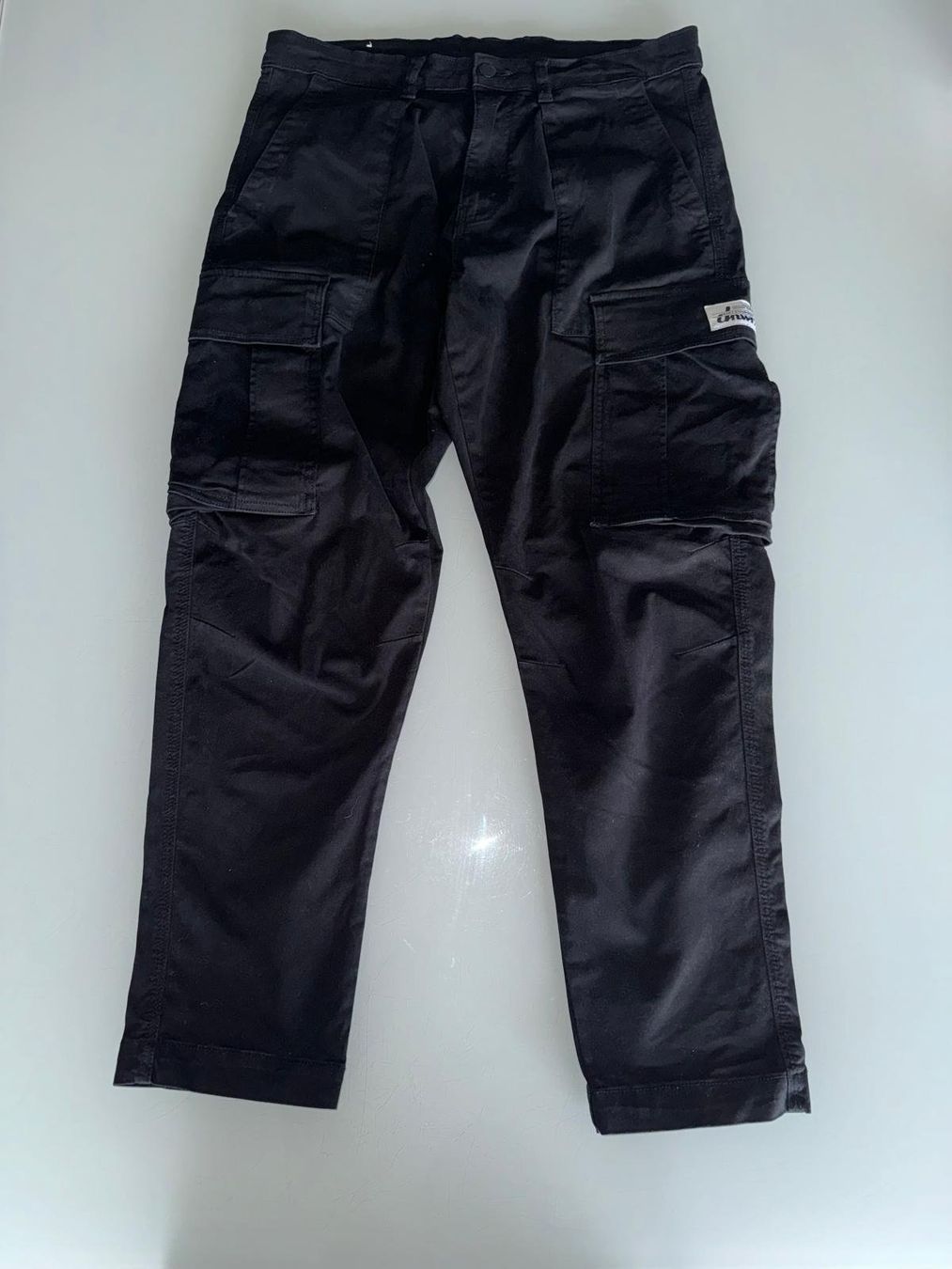 Zara Pantaloni: Cargo noir zara – Usato da Chêne-Bougeries venduto da Danny.dsbll
