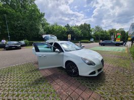 Alfa Romeo Giulietta 1.4 TB.  8-fach bereift!