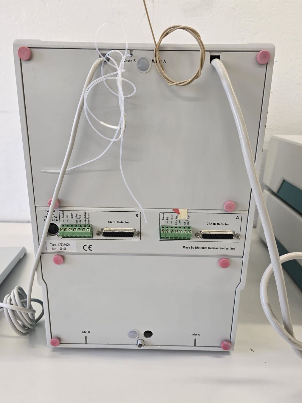 Tutte le macchine: 732 IC Detector, 753 Suppressor Module und 733 IC Separation – Usato da Niederdorf venduto da LeptonAG_Labor 4