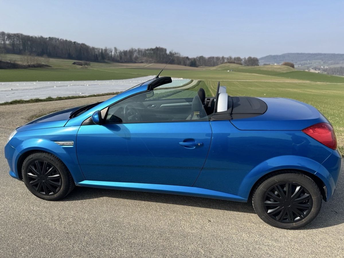Opel Automobili: Opel Tigra 1.4 Cabriolet – Usato da Raperswilen venduto da Quirinvolpez 2