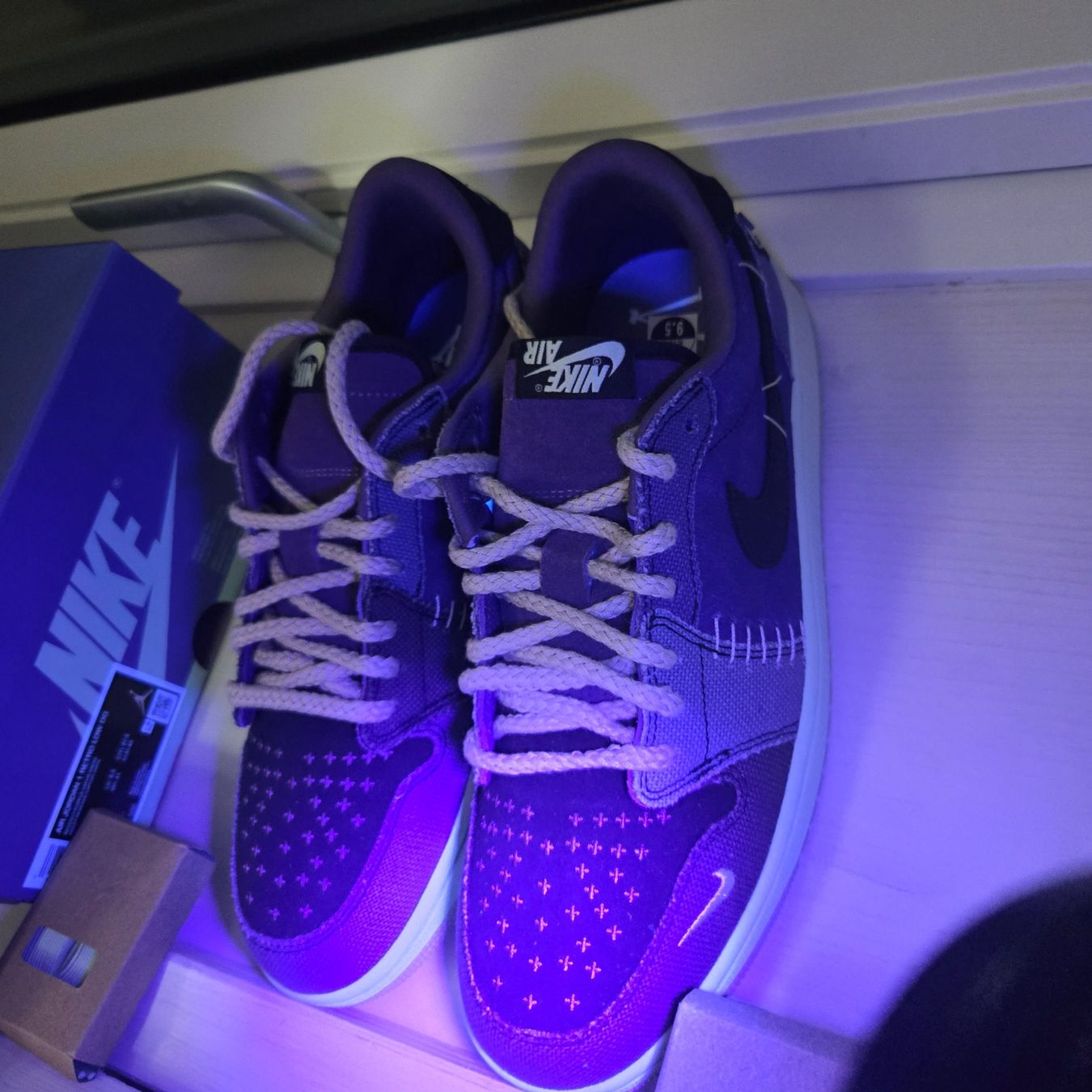 Jordan Scarpe da uomo: Jordan 1 Low Voodoo Alternate bleu – Nuovo e nell'imballaggio originale da Muttenz venduto da doudard 2