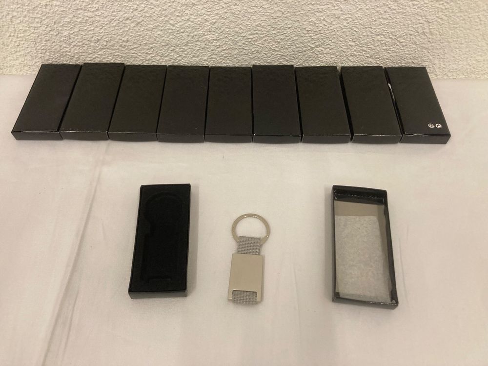 Schlüsselanhänger Metall, 10 Stück, silber (Neu und originalverpackt Schlüsselanhänger Metall, 10 Stück, silber (Neu und originalverpackt