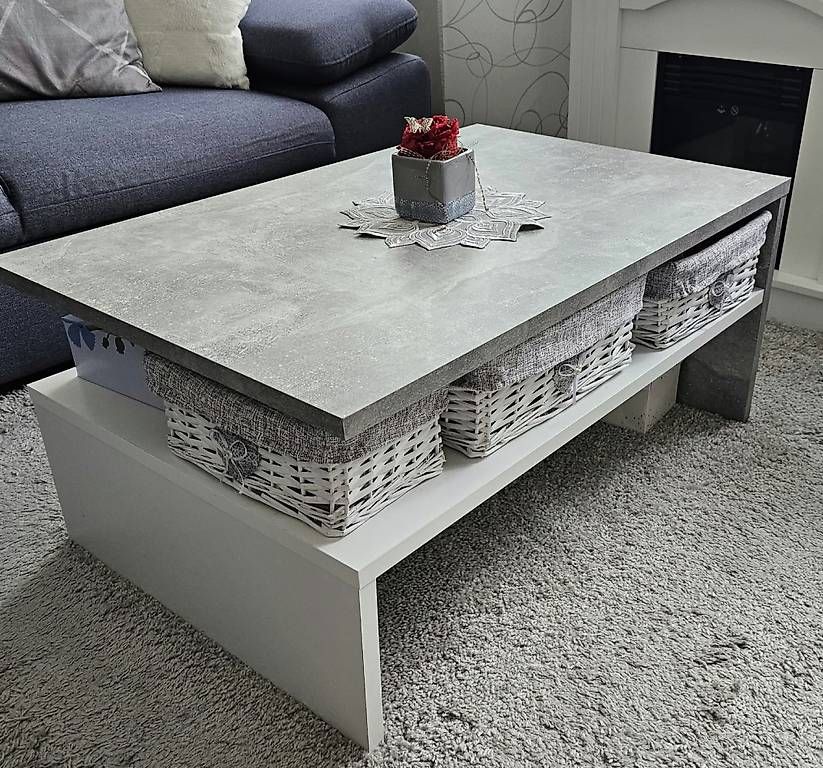 Tables: Wohnzimmertisch – D'occasion à Romanshorn par gia_kb75