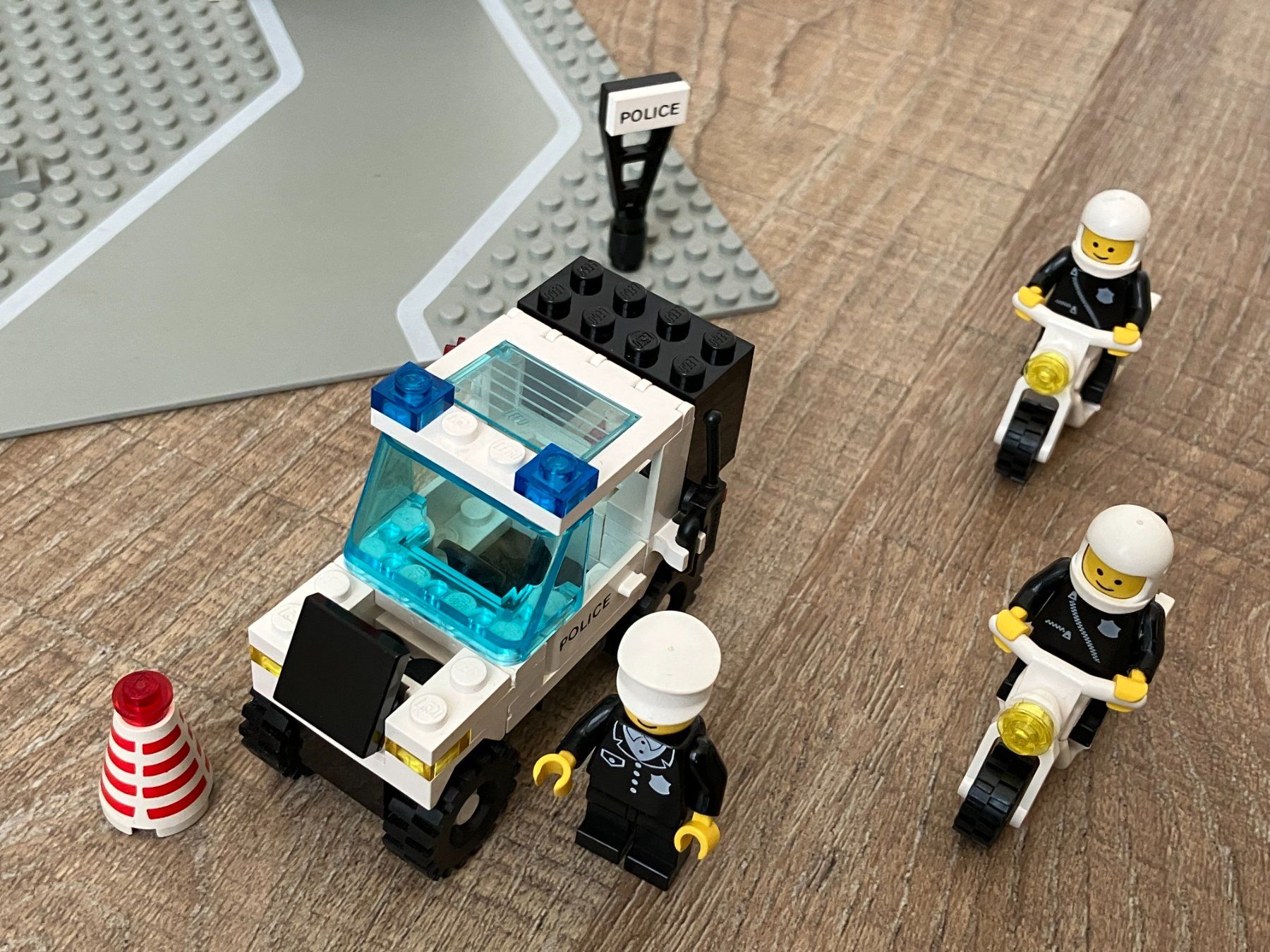 Lego Kit di costruzioni: Lego city Polizei-Station 6386 – Usato da Balsthal venduto da Diviko 1