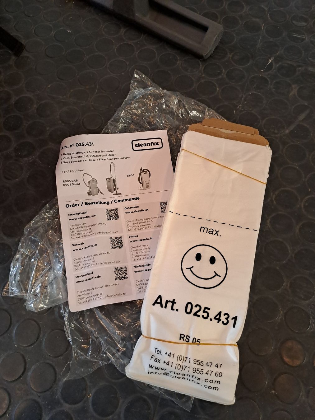 Cleanfix Aspirapolveri & Accessori: Novamatic Professional Cleanfix RS05 Rucksacksauger – Usato da Uster venduto da pie_yz28 4