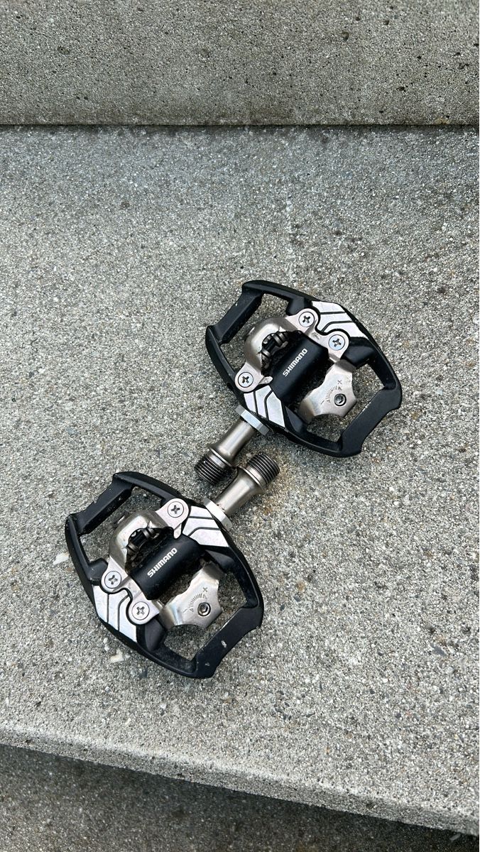 Shimano Pièces détachées: Shimano Pedale, guter Zustand – D'occasion à Gondiswil par shaenu