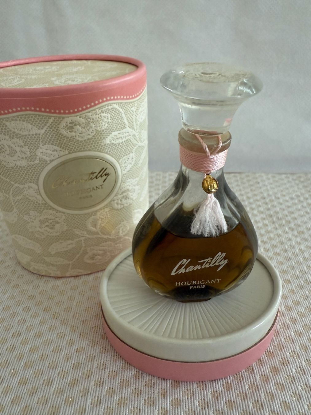 Parfum & Eau de Toilette: Houbigant - Chantilly - Extrait - scellé – Gebraucht aus Sion von accroshoes