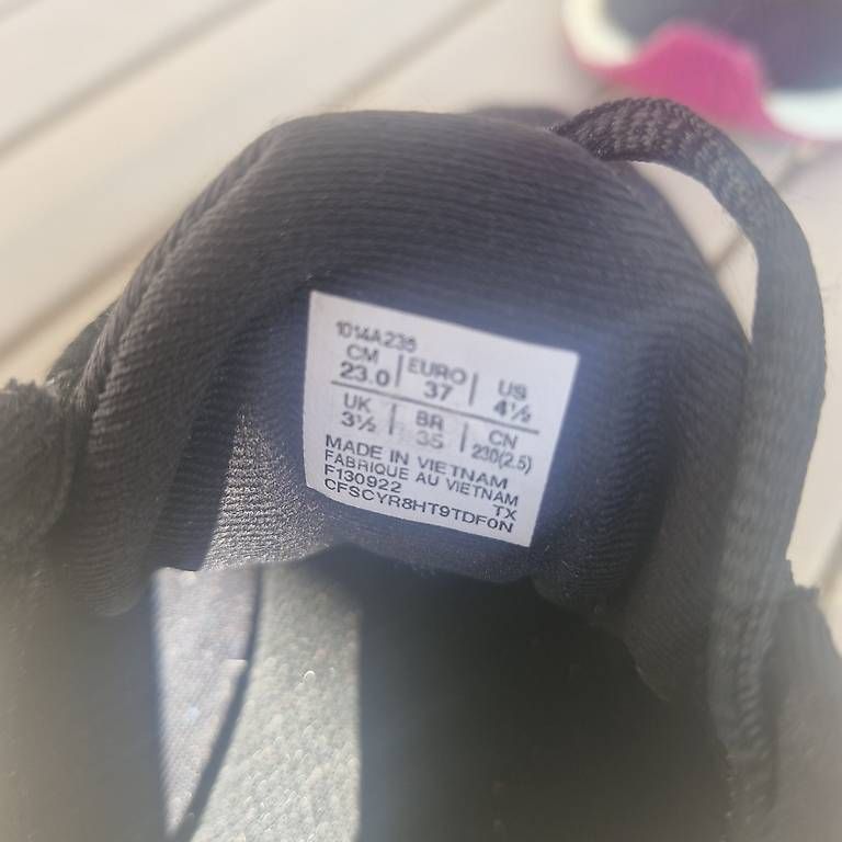 Asics Schuhe für Mädchen: Asics Novablast 2 Grösse 37 – Gebraucht aus Schaffhausen von Jakarila 4