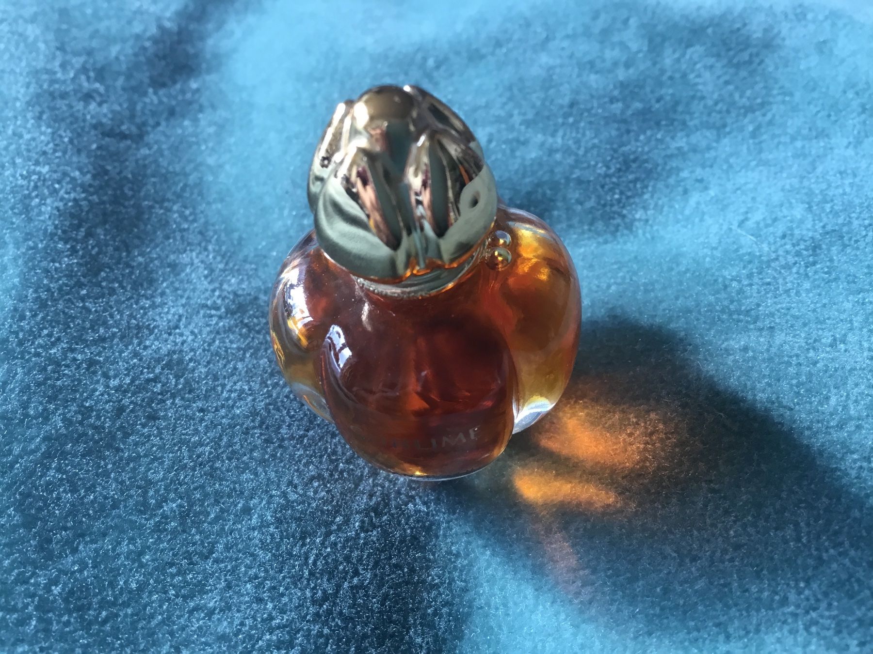 Parfum & Eau de Toilette: Jean Patou miniature parfum broche Sublime – Neu und originalverpackt aus Le Landeron von nic_8hd5 1