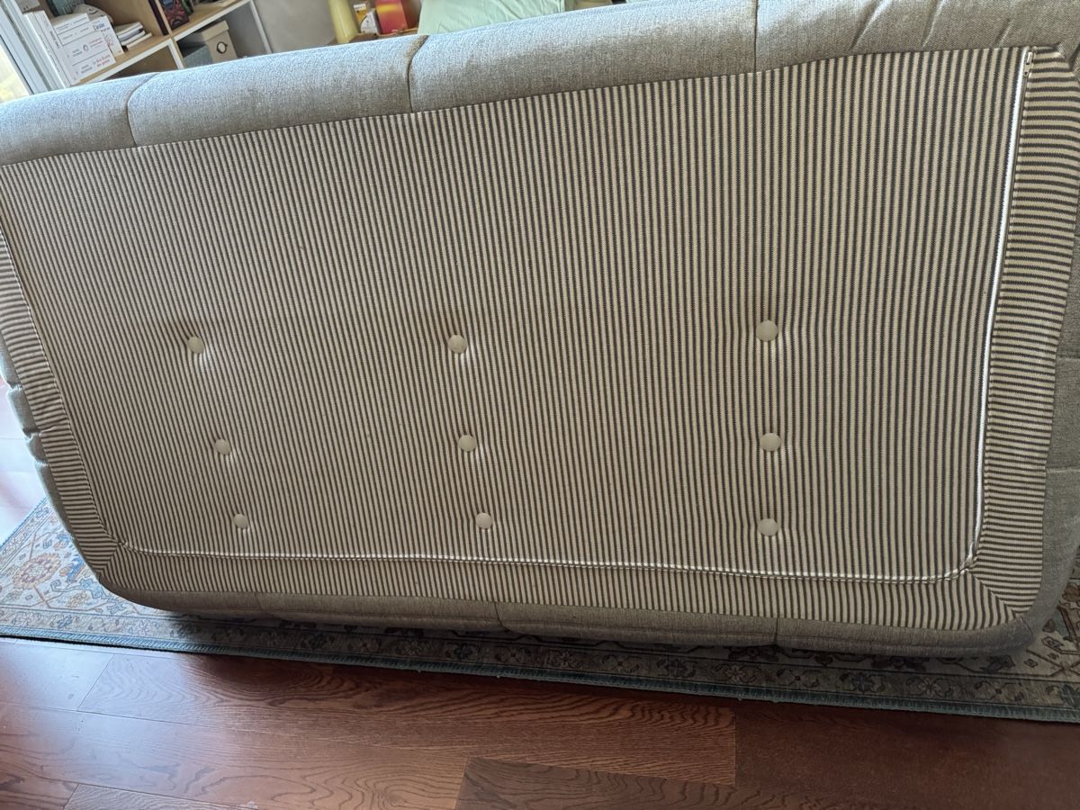 Sofas: Togo 3 places gris clair  – Gebraucht aus Lausanne von sam_z67h 7