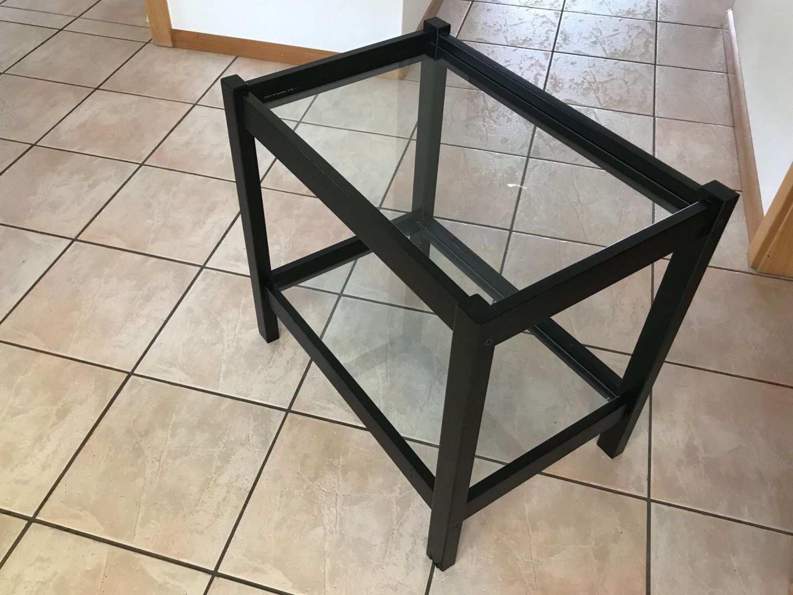 Ikea Tavoli: TABLE BASSE IKEA Dim. en cm env. L= 66 /larg.= 44 /H 60 – Usato da Sion venduto da riichounet
