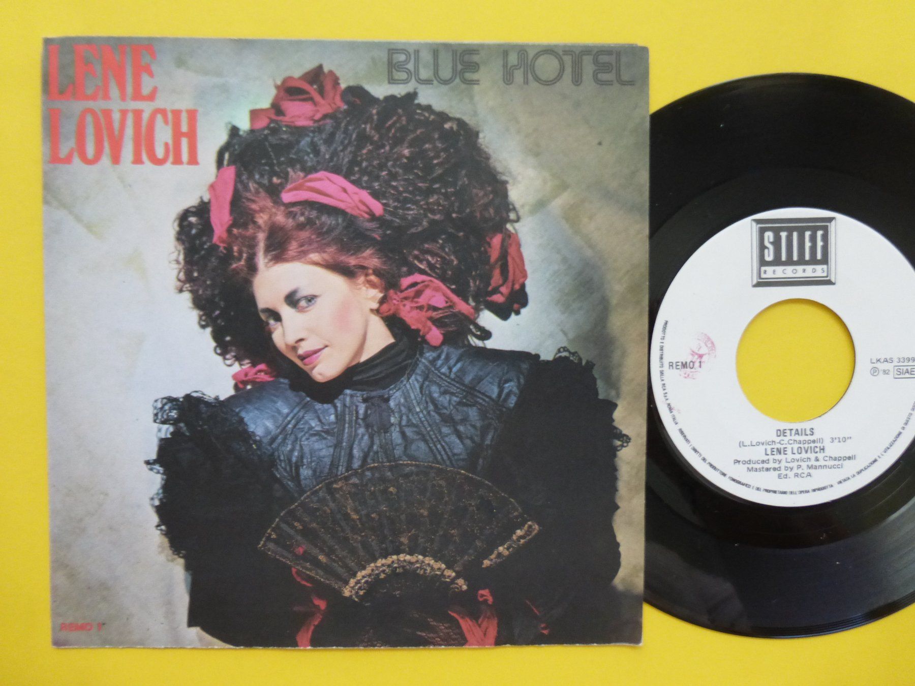 Dischi in vinile: Lene Lovich – Blue Hotel – Usato da Zürich venduto da Swiss57