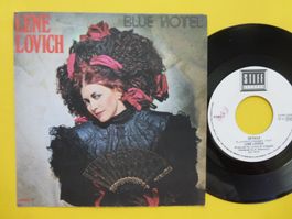 Lene Lovich – Blue Hotel
