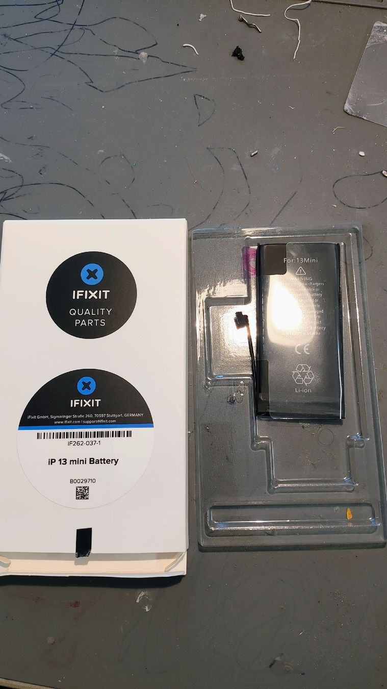 Apple Akkus: batterie iphone 13 mini – Neu (gemäss Beschreibung) aus Courroux von cap_s8kw