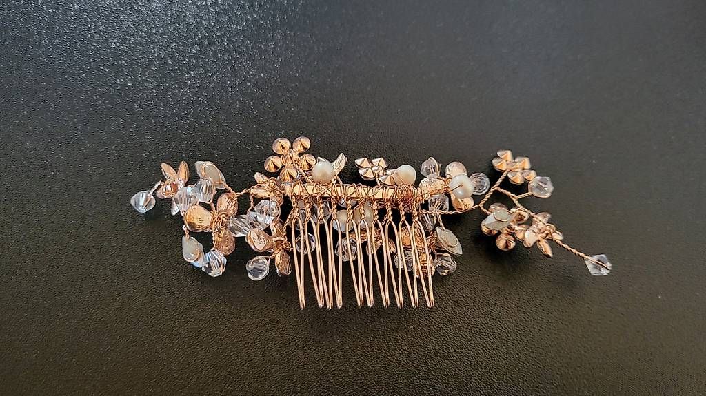 Haarschmuck: Eleganter Haarschmuck – Gebraucht aus Muolen von Simi897 1