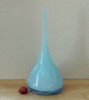 Vase vintage en verre soufflé bleu clair, Murano ?