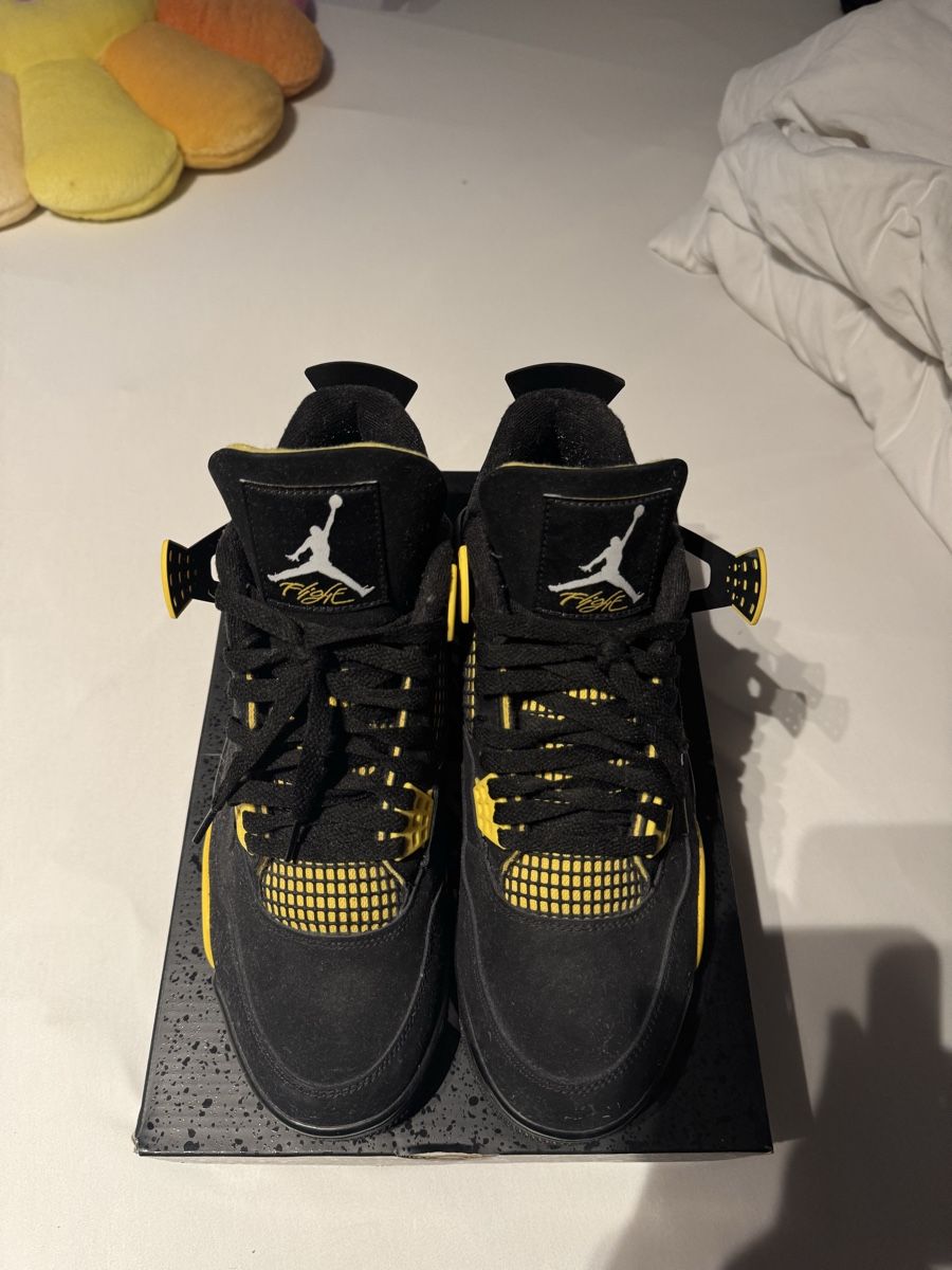 Jordan Scarpe da uomo: Air Jordan 4 Retro Thunder – Usato da Zürich venduto da Higuruma 1