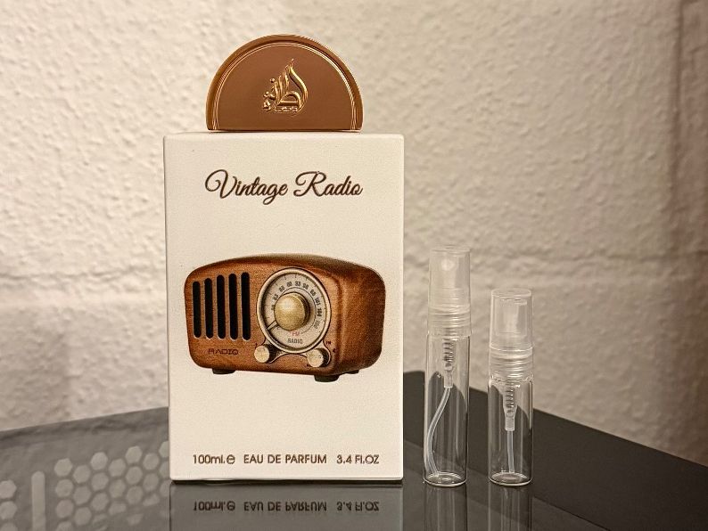 Lattafa Profumi & Eau de Toilette: 3ml Lattafa - Vintage Radio – Nuovo (secondo la descrizione) da Treiten venduto da reelage